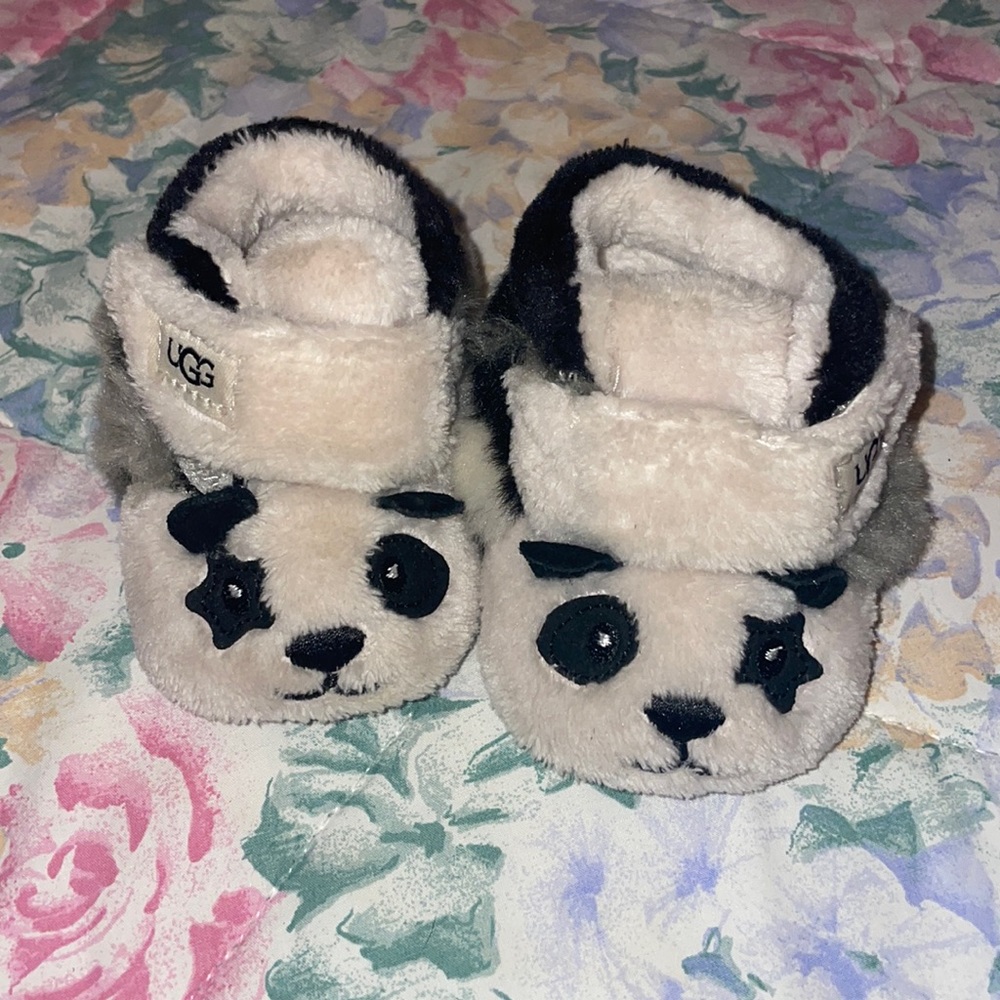 Baby Panda UGG shoes 0/1